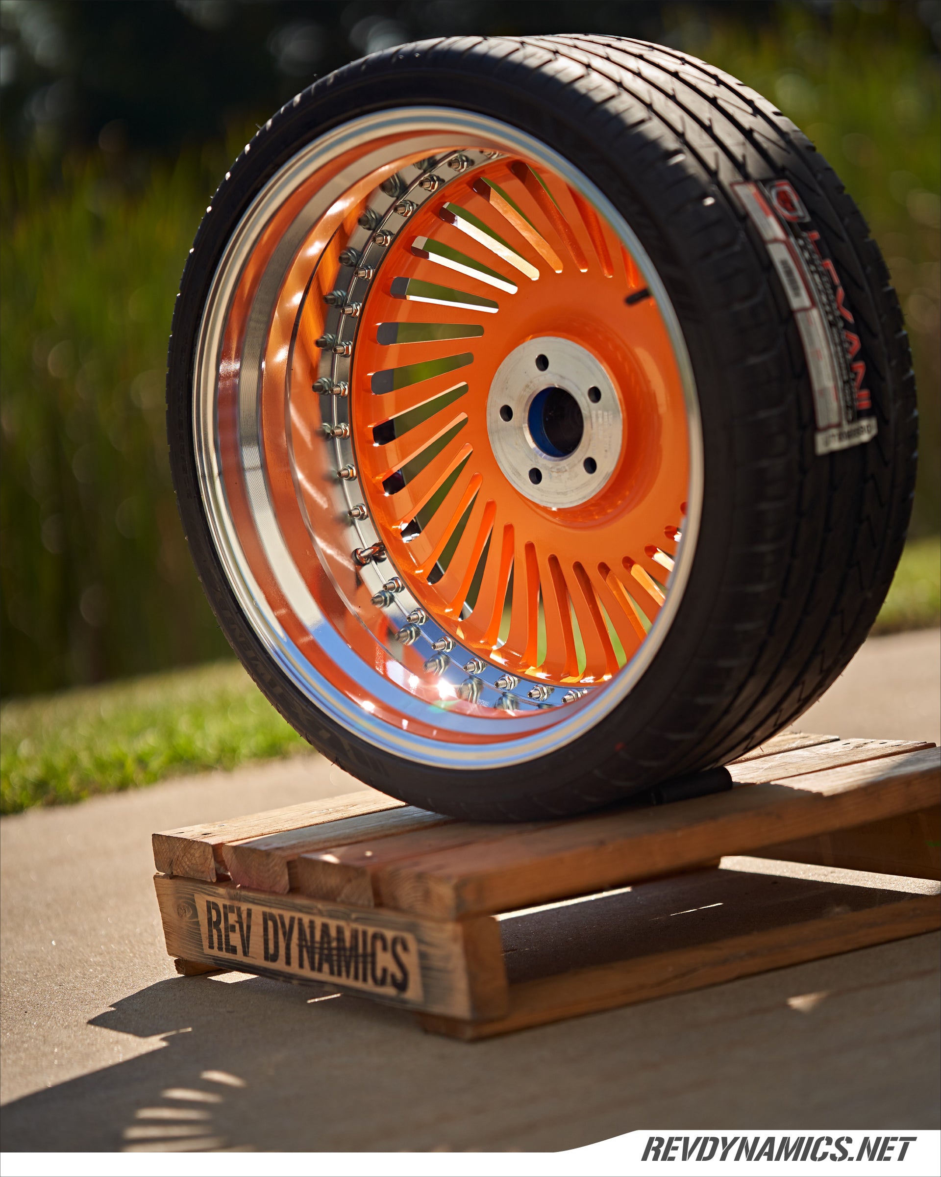 Polaris Slingshot 2pc Forged Artis Juicy Orange and Blue 22in wheels