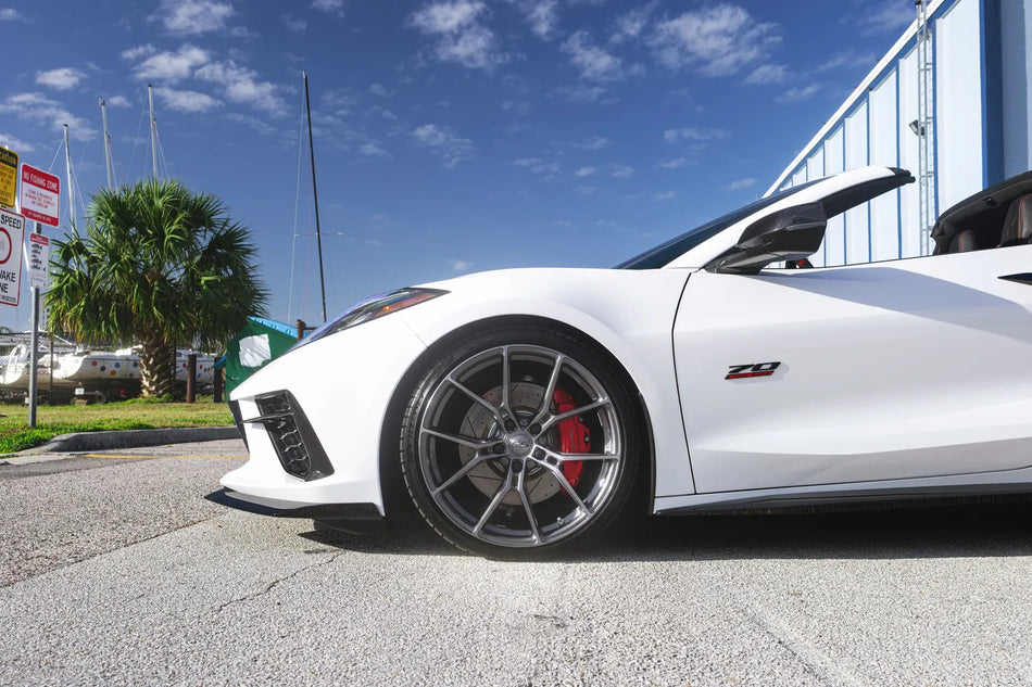 E5 Daytona C8 Corvette 20x9" Front 21x12" Rear Wheel and Tire Package
