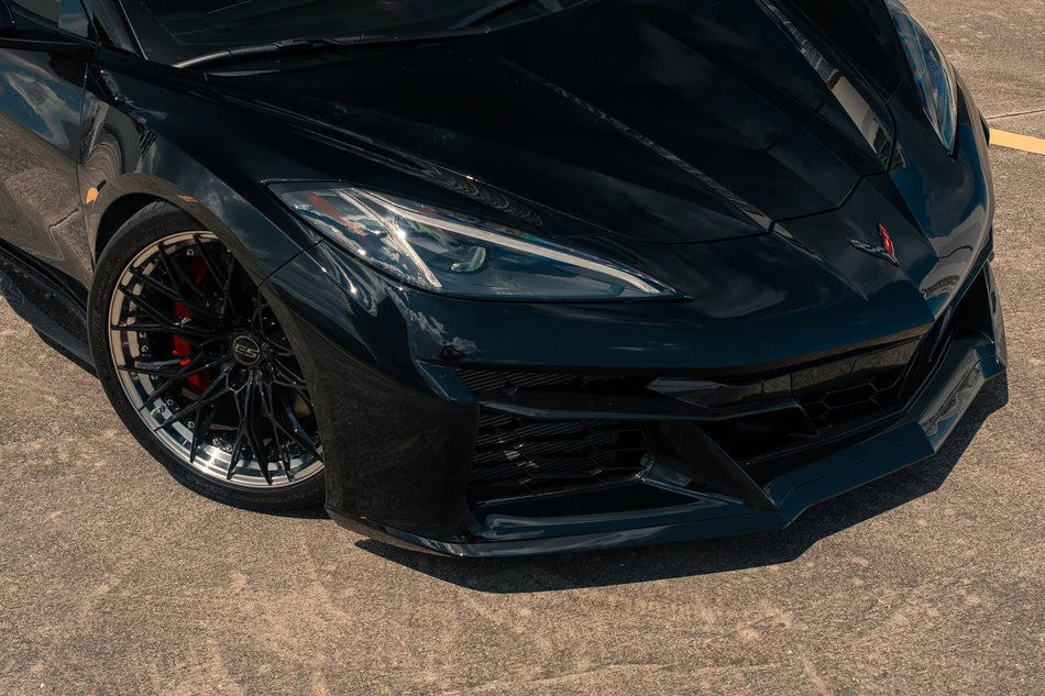 E5 Sebring 2p C8 Corvette 19" Front 20" Rear Wheel and Tire Package - Gloss Black w/Polished LIp