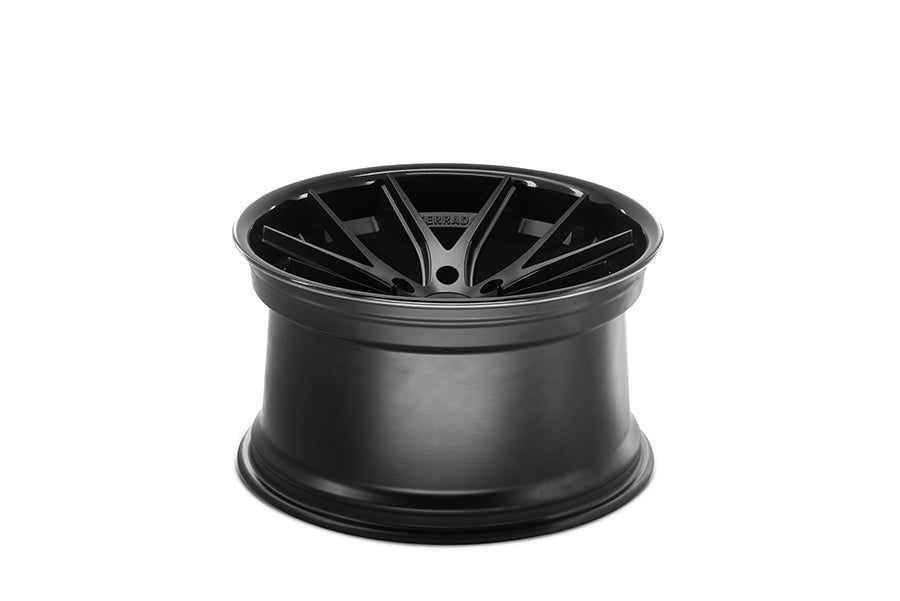 Ferrada FR2 Slingshot 19" Front 20" Rear Wheel and Tire Package - Rev Dynamics