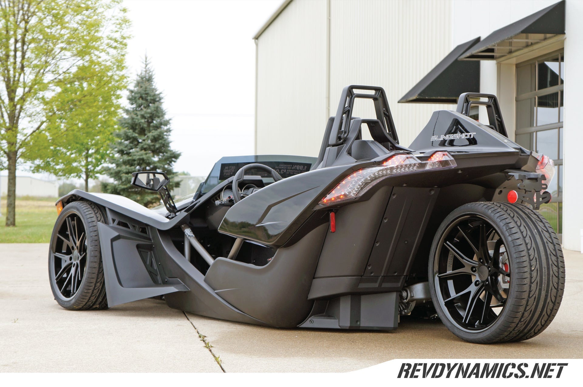 Ferrada FR2 Slingshot 20" Wheel and Tire Package - Rev Dynamics